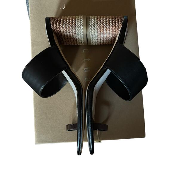 NWB Sanctuary Bold Toe Loop Leather Block Heel Sandals – Tan Lion –Women’s 8.5 M - Picture 6 of 7